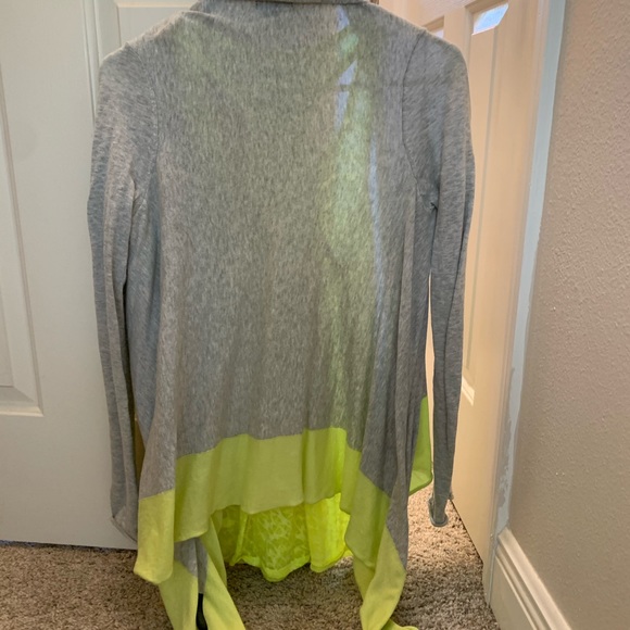 Neon yellow and grey cardigan & matching tank top - Picture 3 of 3